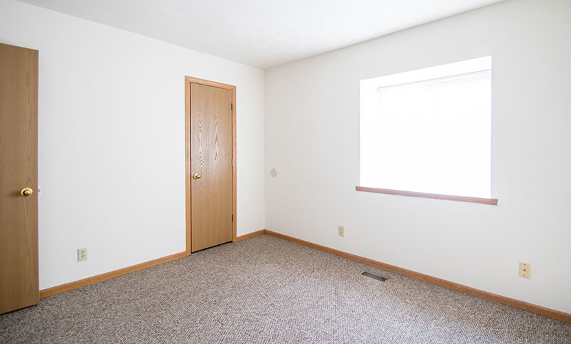 Featherstone Apartments Image 8