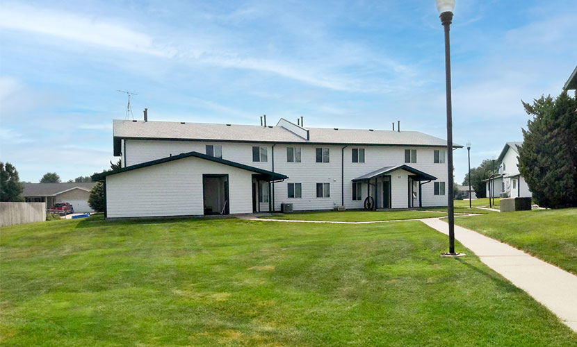 Kearney Plaza Townhomes Image 2