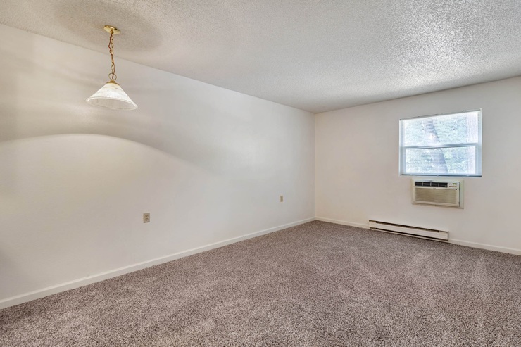 Mountain View Plaza Image 28