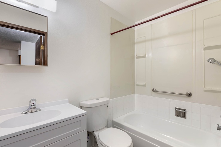 Mountain View Plaza Image 34