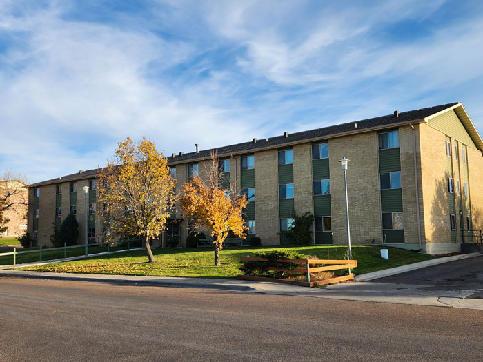 Rainbow House Apartments Image 1