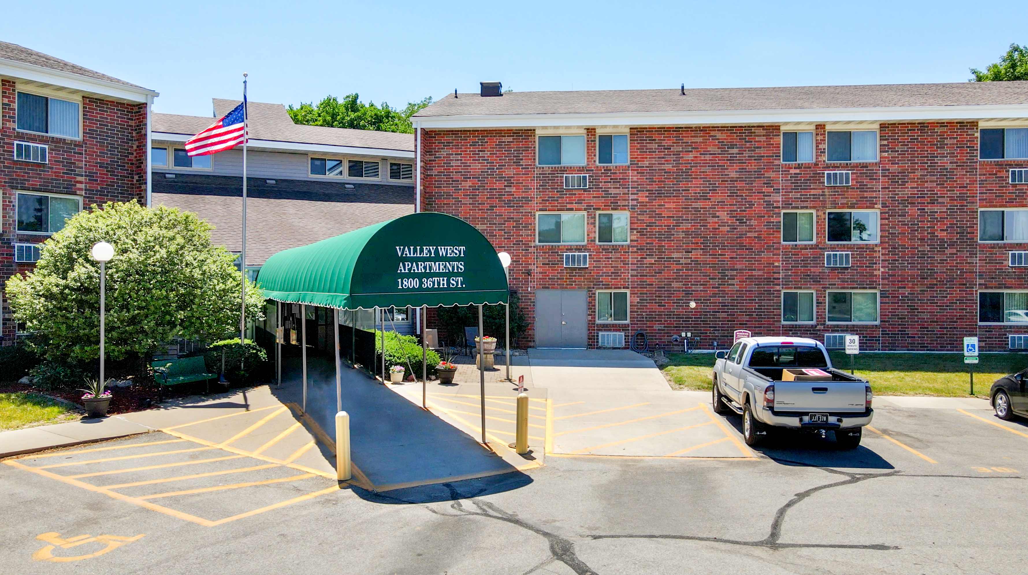 Valley West Image 9