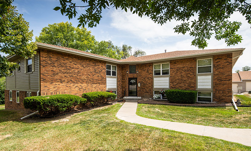 Behm Apartments Image 7