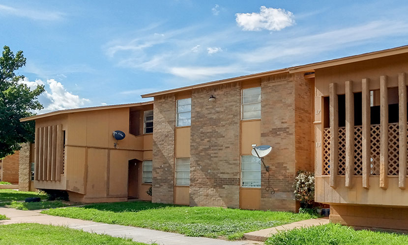 Childress Manor Image 1